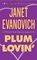 Plum Lovin&apos;: A Stephanie Plum Between-the-Numbers Novel