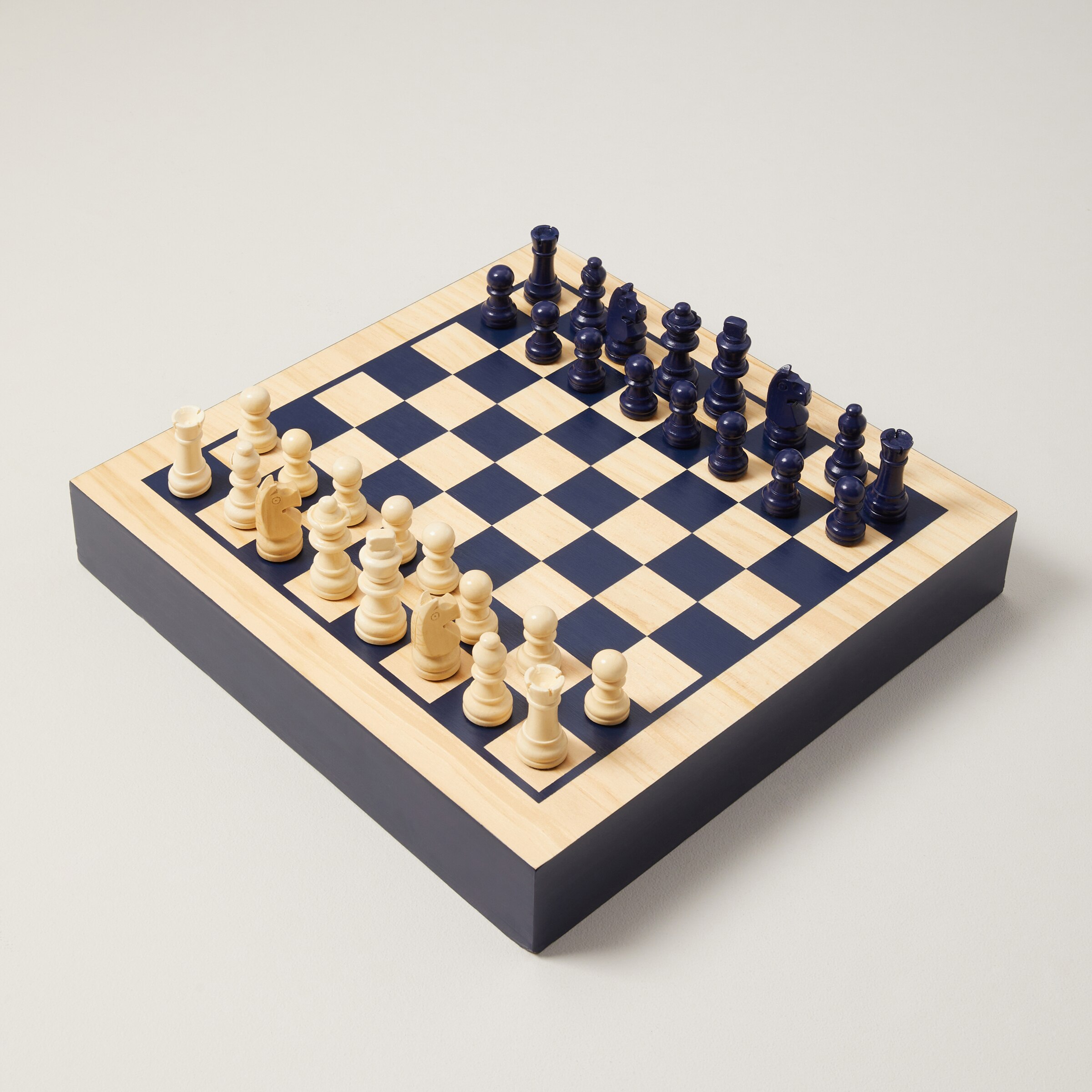 Panisa Chess Set – MoMA Design Store