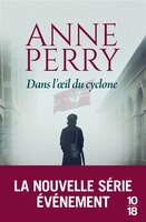 Dans L'oeil Du Cyclone