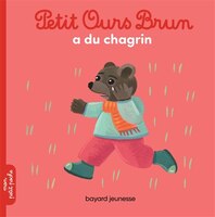 PETIT OURS BRUN A DU CHAGRIN