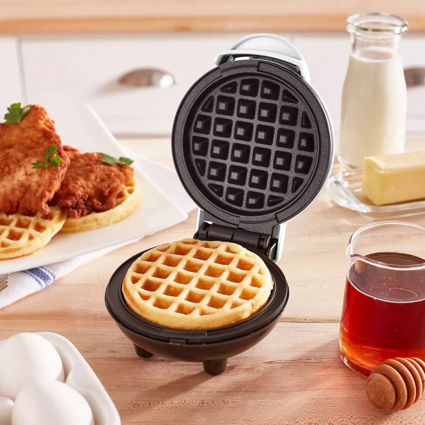 white mini waffle maker