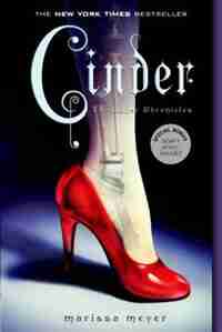 Cinder: Book One of the Lunar Chronicles by Marissa Meyer