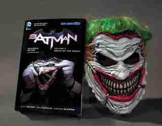 Batman: Death Of The Family Book And Joker Mask Set by Scott Snyder