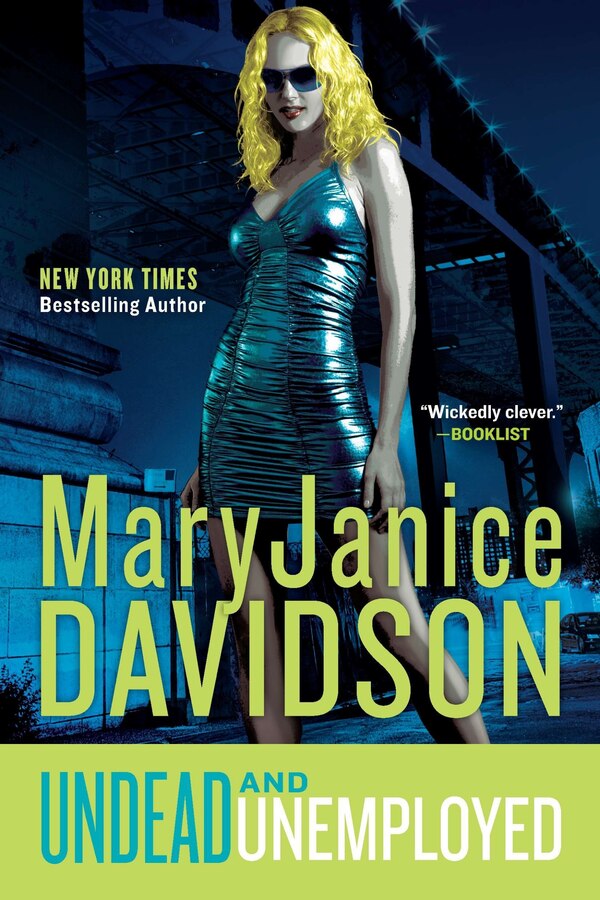 Undead And Unemployed by MaryJanice Davidson, Paperback | Indigo Chapters