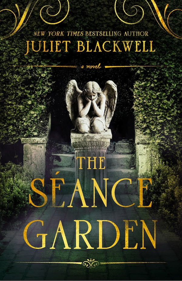 The Séance Garden by Juliet Blackwell, Paperback | Indigo Chapters