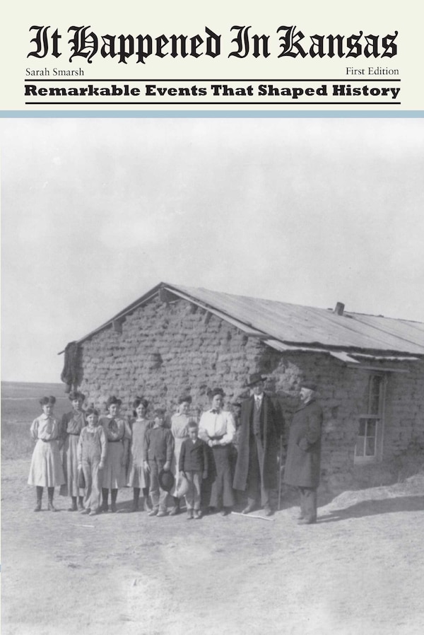 It Happened in Kansas by Sarah Smarsh, Paperback | Indigo Chapters