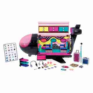 L.O.L. Surprise! O.M.G. Remix 4-in-1 Plane Playset Transforms – 50 Surprises