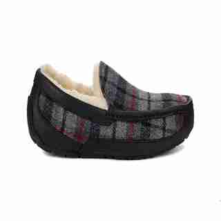 UGG® Men’s Ascot Slipper, Size 9