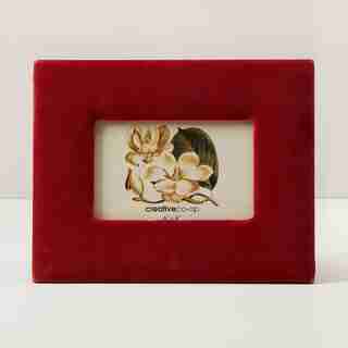 VELVET PHOTO FRAME 4" X 6" RED