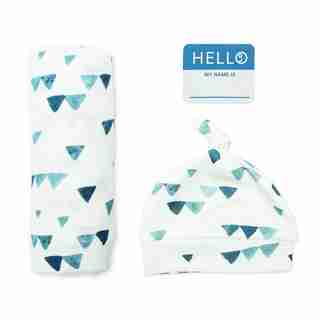 Couverture et chapeau noué Hello World - Triangles bleu marine