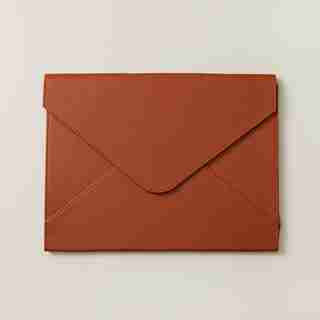 MBL DOCUMENT HOLDER COGNAC