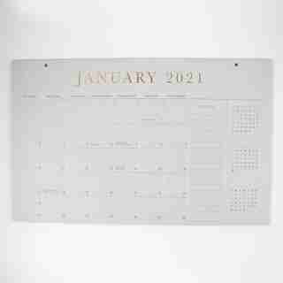 2021 12 MOIS CALENDRIER DE BUREAU PAPIER BUVARD GRIS ET OR