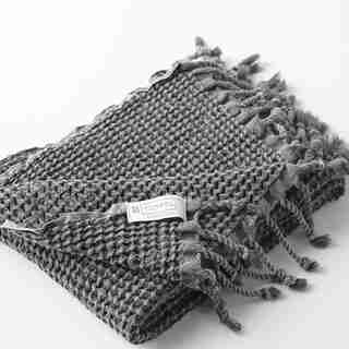 B YOGA THE HAND AND FACE TOWEL VINTAGE WAFFLE