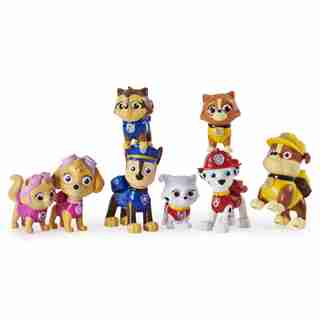PAW Patrol Kitty Catastrophe Gift Set with 8 Collectible Figures, for Kids Aged 3 and Up