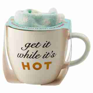 WHILE IT’S HOT MUG & SOCKS SET