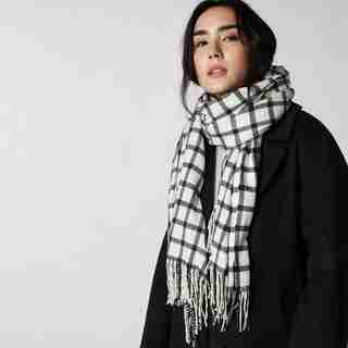 LOVE AND LORE SUPER SOFT SCARF MINI WINDOWPANE IVORY