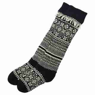 FRINGE FAIR ISLE READING SOCKS™ BLACK AND IVORY