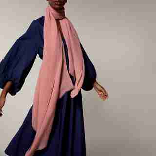 LOVE AND LORE LIGHTWEIGHT PLEATED SCARF DESERT SAND