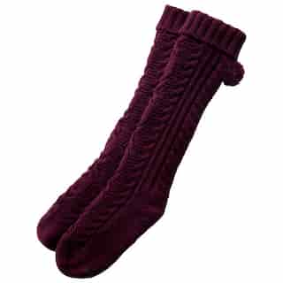 NORDIC CABLE READING SOCKS™ PLUM