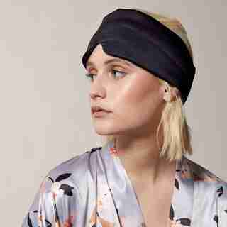 LOVE AND LORE PADDED SLEEP MASK BLACK