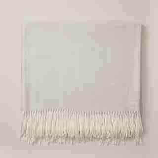 OUI HERRINGBONE SUPER-SOFT THROW BLANKET PIGEON GRAY