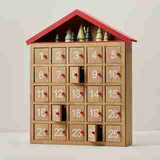 OUI HOLIDAY RUSTIC HOUSE ADVENT CALENDAR