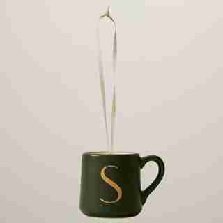 ORNEMENT DES FÊTES EN FORME DE TASSE – LETTRE « S »