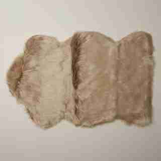 FAUX-FUR CHAIR THROW SOFT OAK