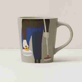 I'D RATHER BE CURLING TAPERED MUG