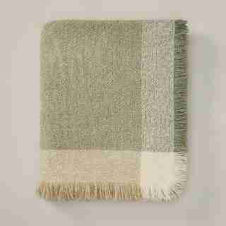 OUI WOVEN TONAL WARP THROW BLANKET FERN