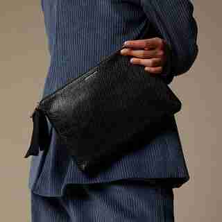 LOVE AND LORE BOW CLUTCH POUCH BLACK SNAKE