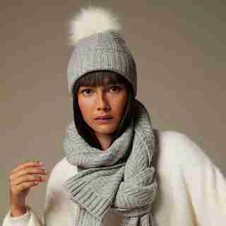 LOVE AND LORE CHEVRON POM HAT HEATHER GREY