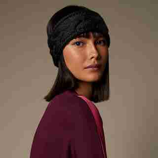 LOVE AND LORE SUSTAINABLE STYLE ECO CABLE KNIT HEADBAND BLACK