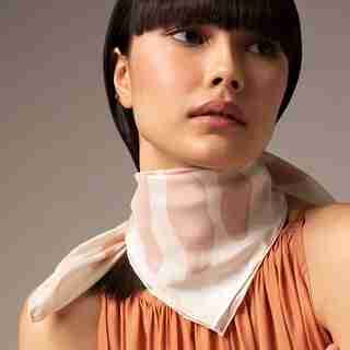 SILK NECKERCHIEF FLOATING REEF, BLUSH