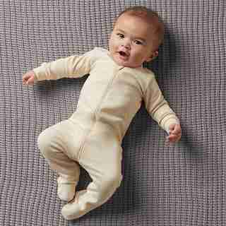 THE LITTLEST ORGANIC ZIP SLEEPER - OATMEAL BABY 0-3 MONTHS
