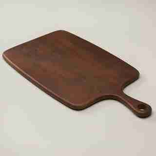 OUI LARGE WALNUT RECTANGLULAR BOARD