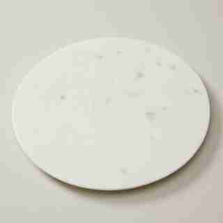 OUI LARGE WHITE MARBLE ROUND BOARD