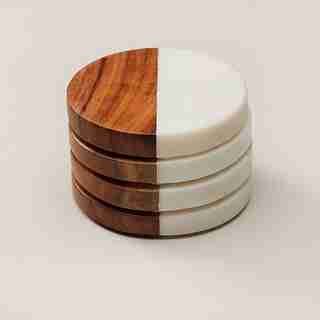 OUI WHITE MARBLE & ACACIA WOOD COASTERS SET OF 4