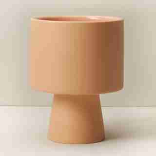 OUI PEDESTAL PLANTER LIGHT ROSE MEDIUM