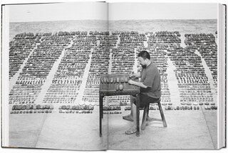 Sample content 3_Ai Weiwei