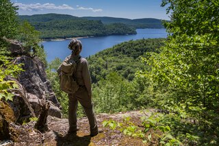 Sample content 4_Algoma - Solemn Land