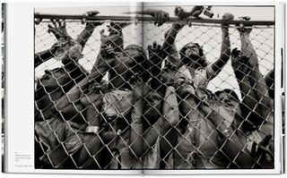 Sample content 2_Annie Leibovitz. The Early Years. 1970–1983