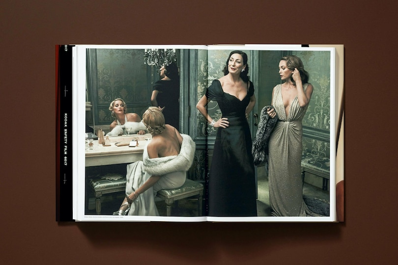 Sample content 3_Annie Leibovitz