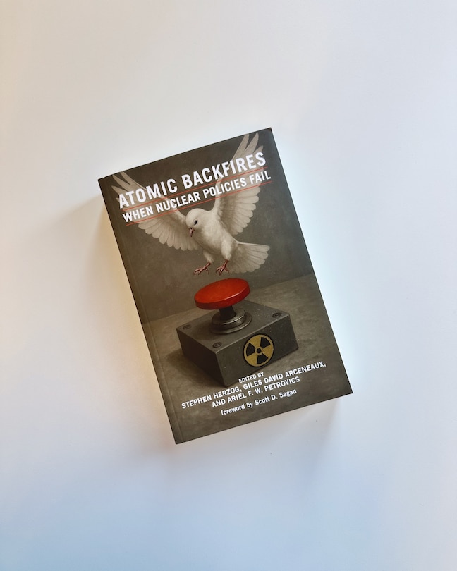 Aper&ccedil;u du contenu 2_Atomic Backfires