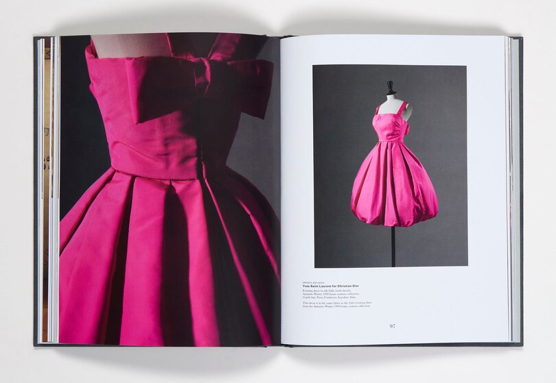 Sample content_Azzedine Ala&iuml;a's Dior Collection