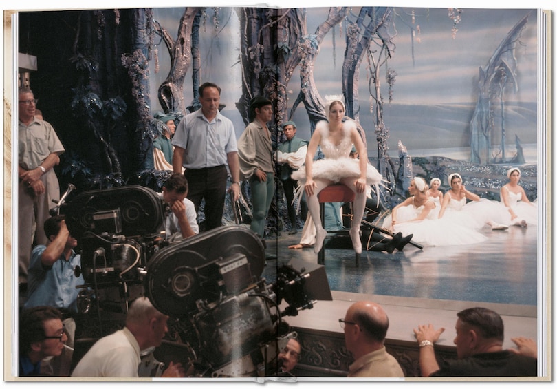 Sample content 3_Barbra Streisand. Steve Schapiro & Lawrence Schiller