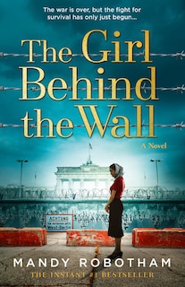 Couverture_The Girl Behind The Wall