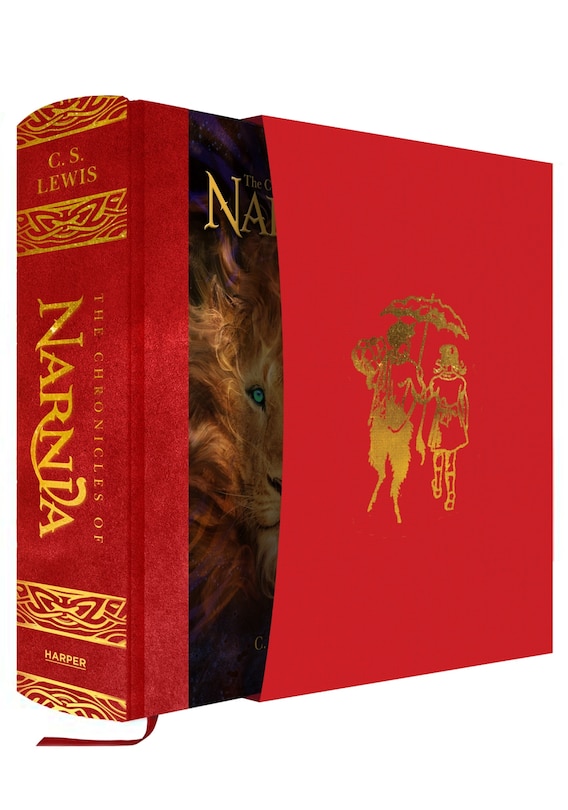 Front cover_The Chronicles of Narnia 7-in-1 Deluxe Hardcover Slipcase