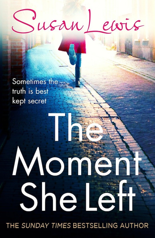 Front cover_The Moment She Left