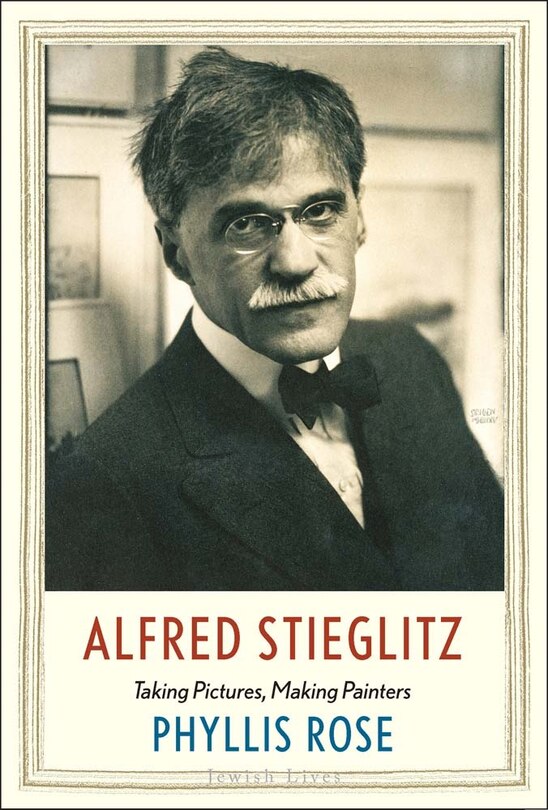 Front cover_Alfred Stieglitz